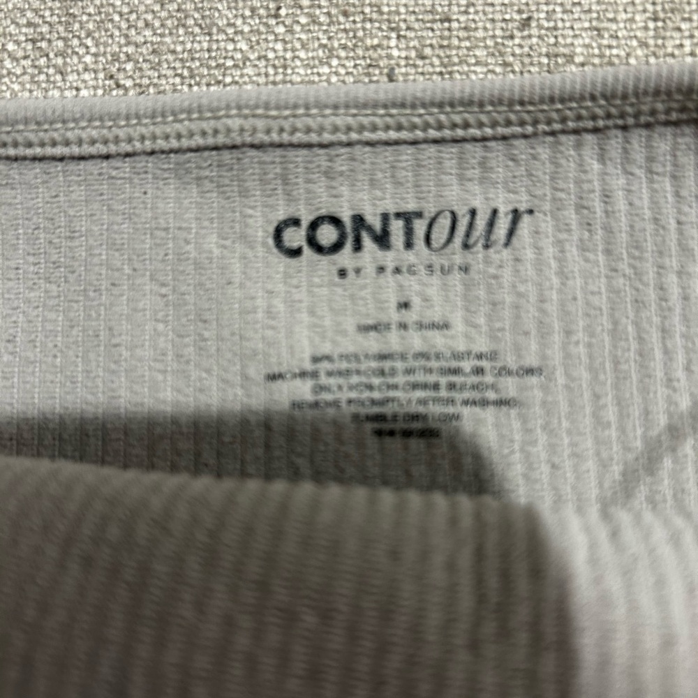 Gray Ribbed Crop Top - Picture 2 of 2